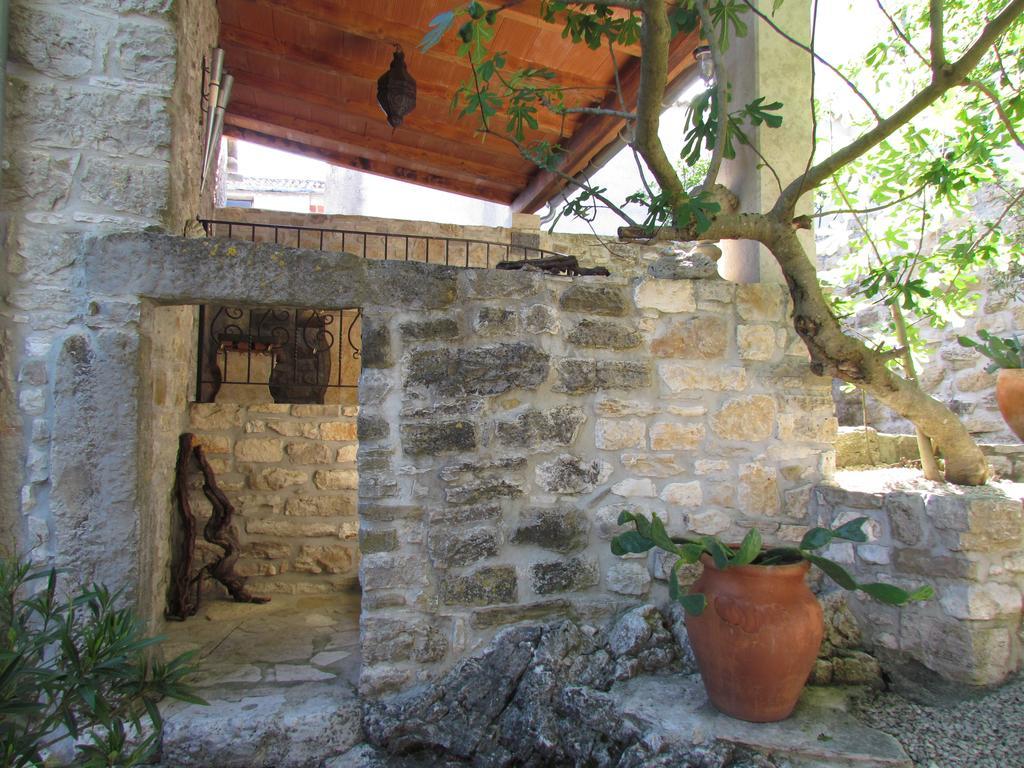 Summerhouse Beram Pazin Exterior photo